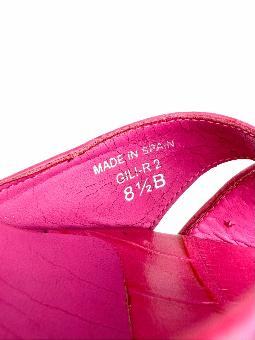 Vintage 90s Unisa crisscross kitten heel leather mules in vibrant hot pink. - Picture 9 of 11